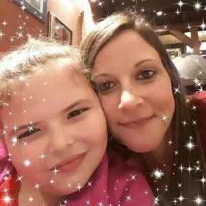 Meet your Posher, Lacey